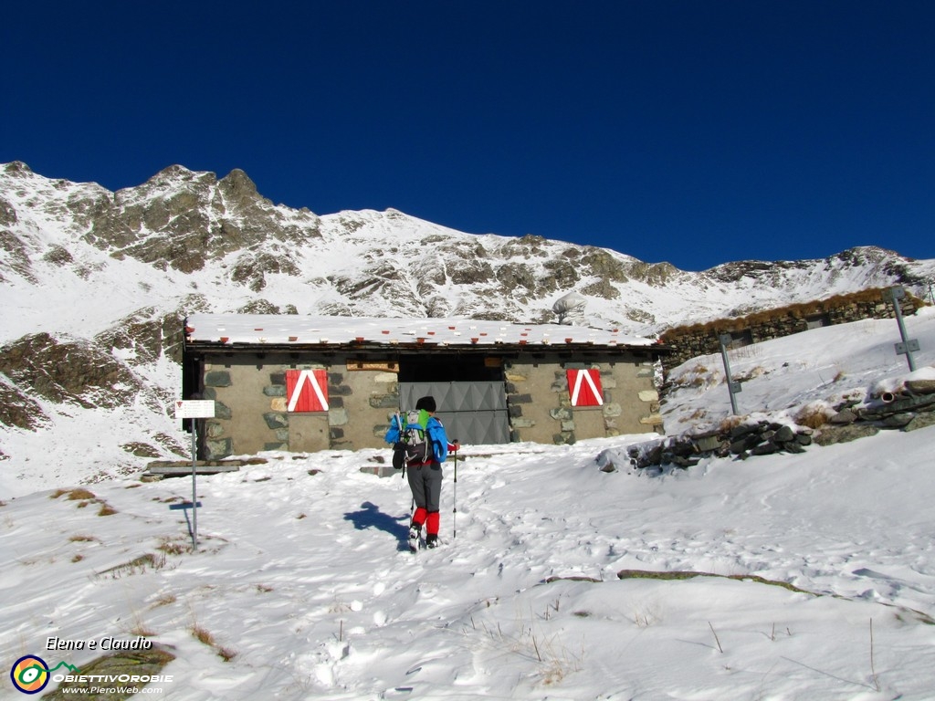 06 Arriviamo al rifugio Cernello.JPG